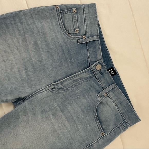 GAP LIGHTWEIGHT LIGHT DENIM JEANS - Picture 4 of 6